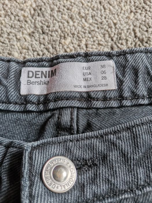 Spodnie jeansy Bershka 38