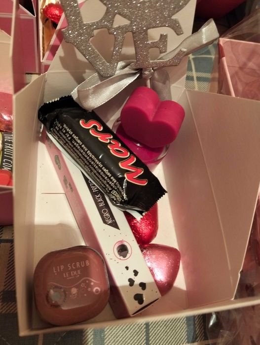 Surprise box (um presente uma emoção )