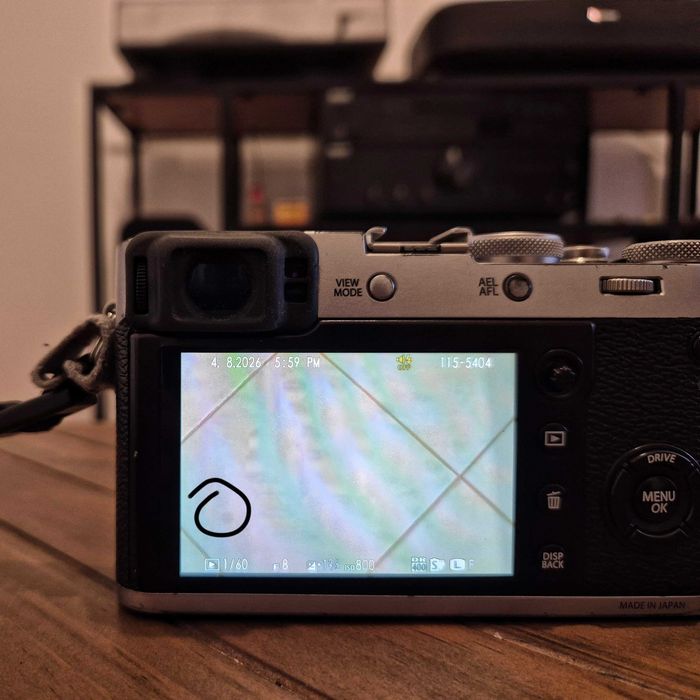 Máquina Fotográfica Fujifilm X100F Usada