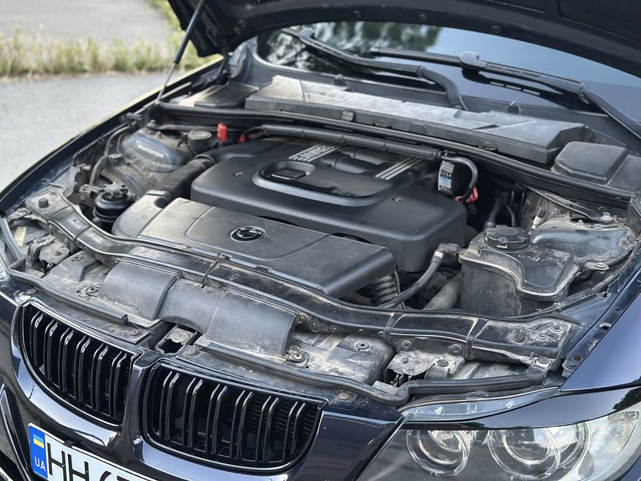 BMW 3 Серії (E90)