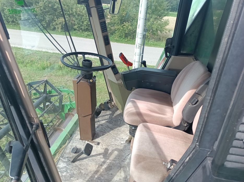 Kombajn John Deere 2064 i 2056