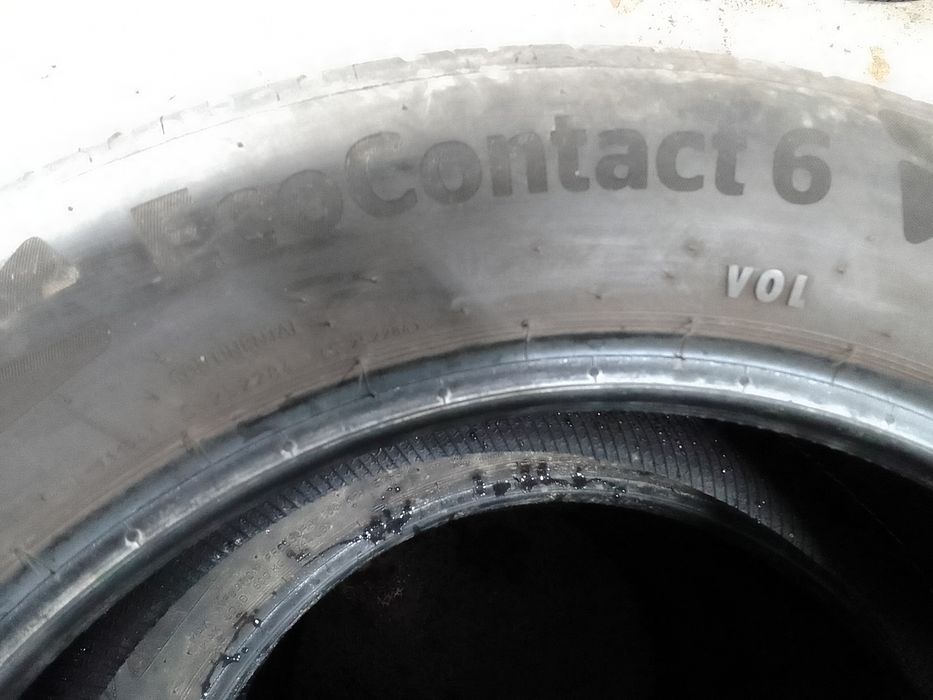 Cena za 4 Opony letnie 235/55r18 CONTINENTAL 2020r