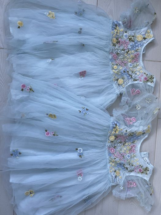 Сукня дитяча святкова квіткова вишивка next 6-7 р