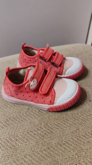 Макасіни на дівчинку