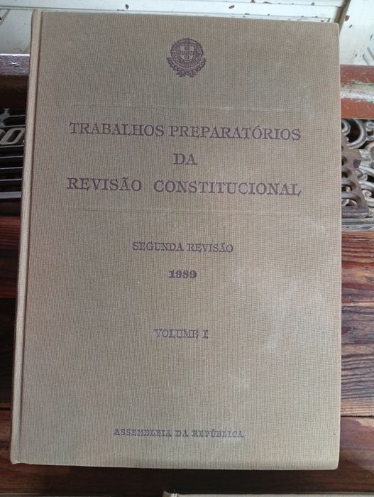 Trabalhos Preparatórios da Revisão Constitucional – 1989” (3 Volumes)