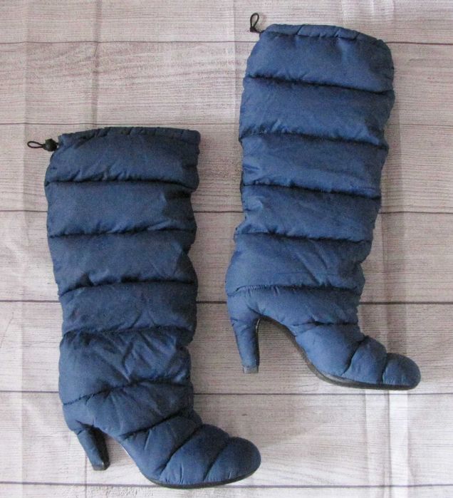 United Nude pikowane kozaki damskie puch naturalny 39