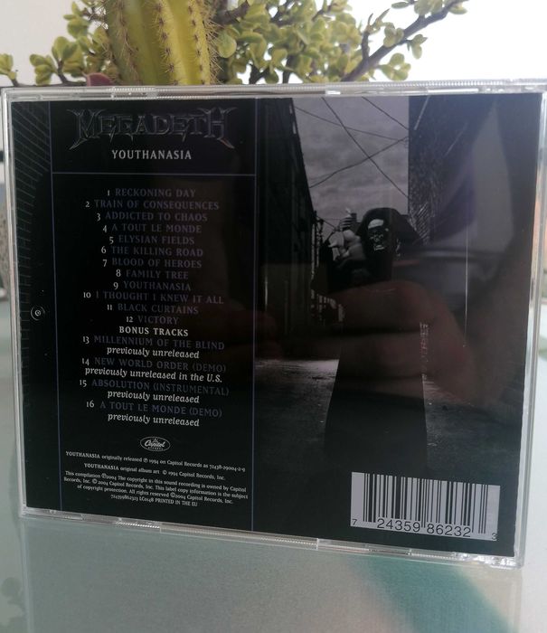 Megadeth - Youthanasia