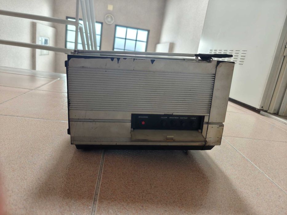 Televisão Contec KRB-1542 vintage