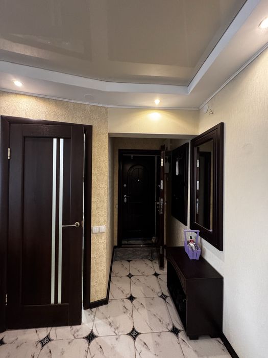 Продаж 3к .квартири з ремонтом ,в мрн .Артема !