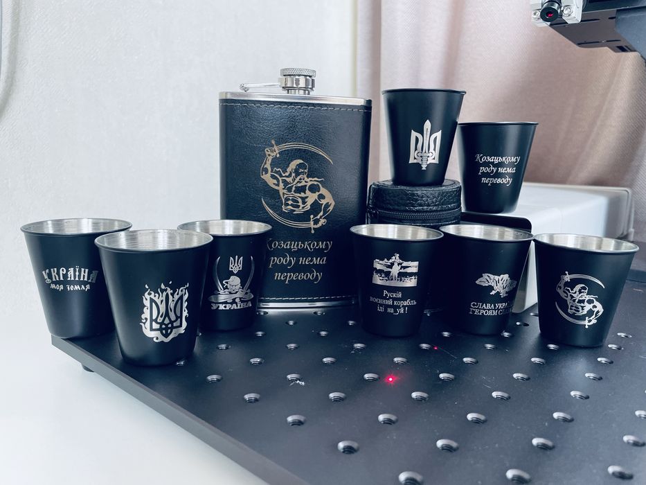 Лазерне гравіювання на металі, шкірі та пластику.Розробка макету