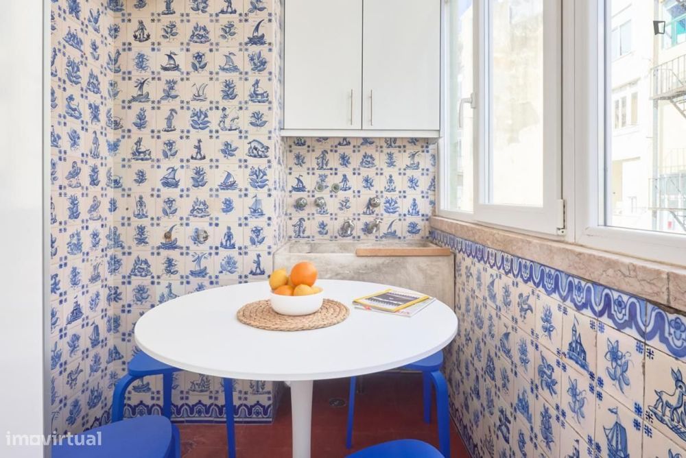 Quarto - localizado em Lapa Lisbon