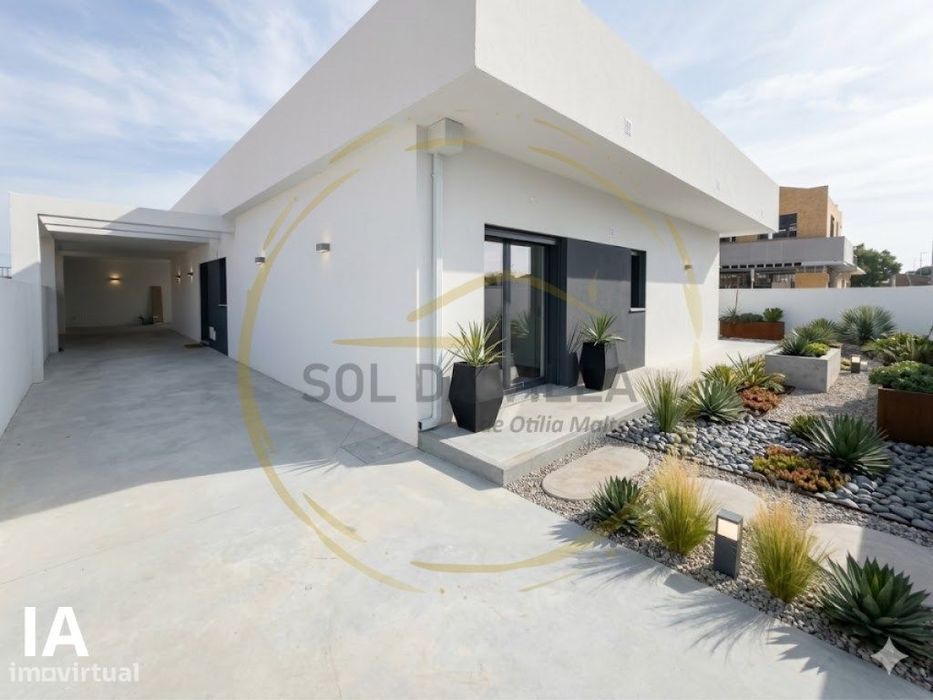 Moradia T4 Isolada Térrea - Quinta do Anjo - 600.000€
