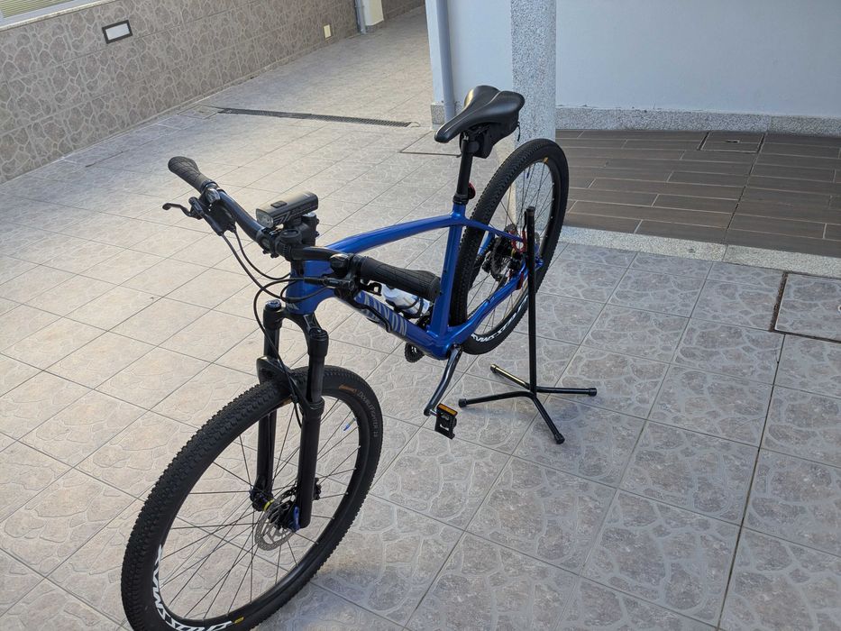 Bicicleta Canyon 27.5 Full Carbono – Tamanho M – Estado Como Nova