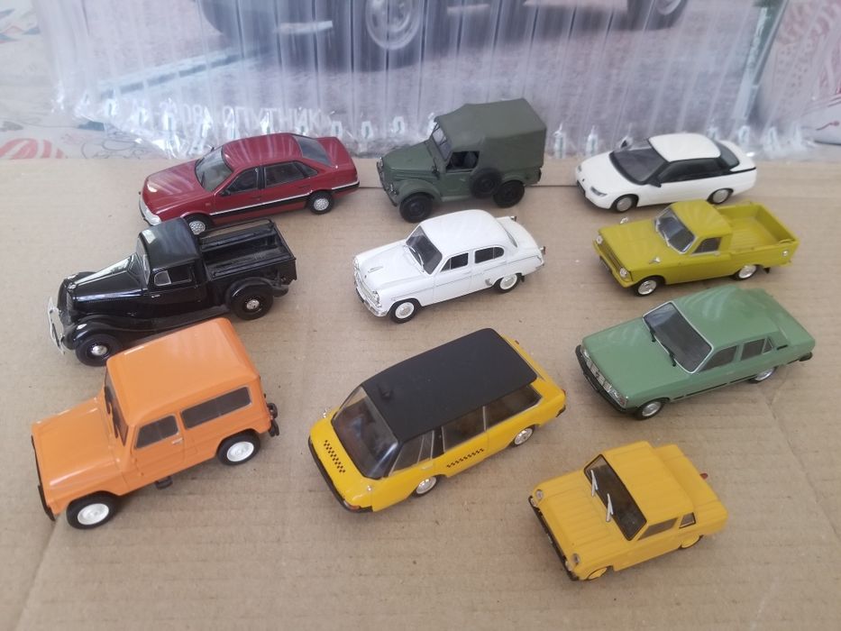 Машинки СМЗ, ГАЗ, Москвич, Иж автолегенды СССР 1:43
