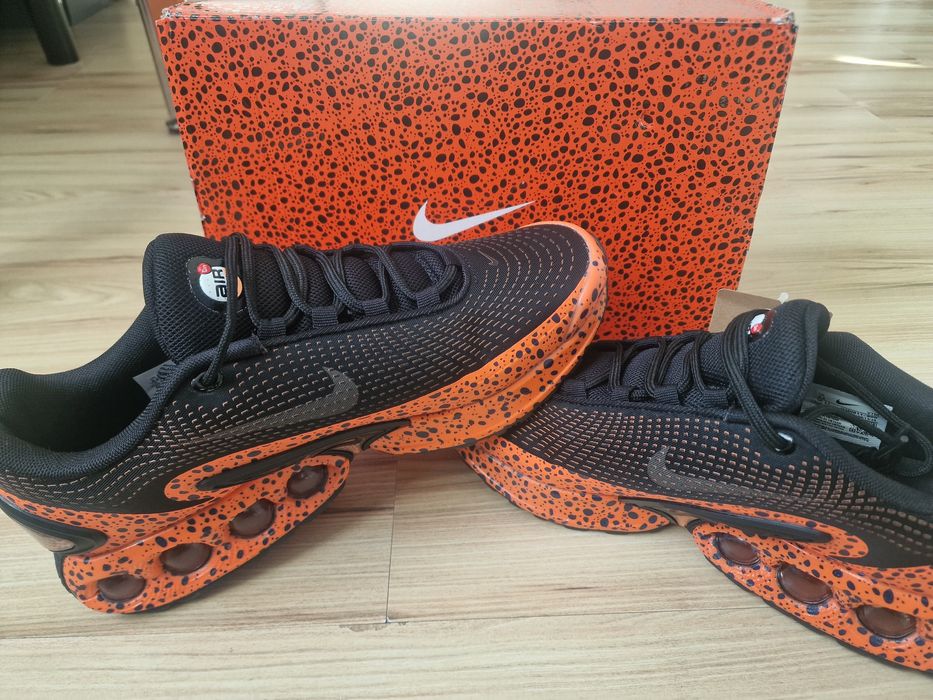 Nike Air Max DN 43/27.5cm Black/Orange