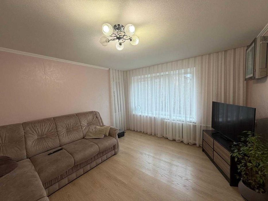 Продам 2к квартиру ж-м Лівобережний (вул.Терещенківська)