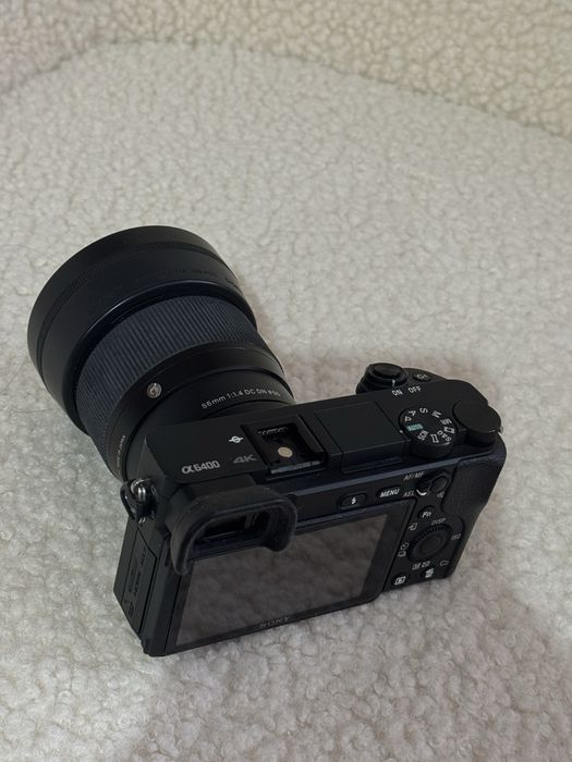 Aparat Sony A6400 zestaw obiektyw + 4 baterie
