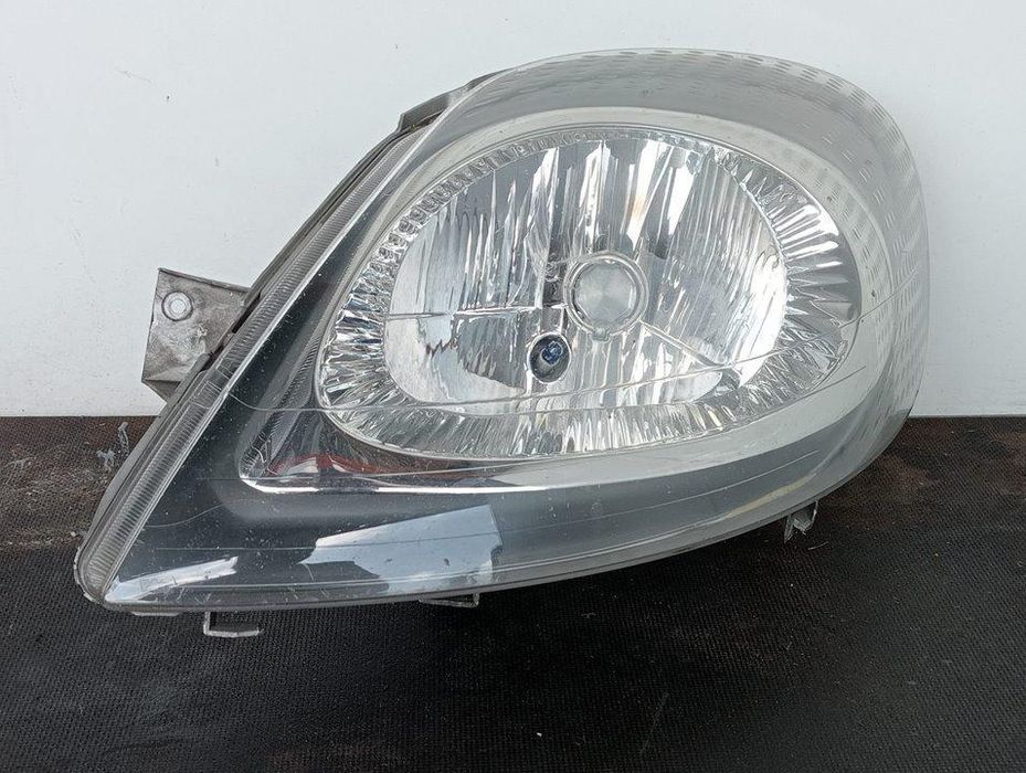 Farol Esquerdo Opel Vivaro