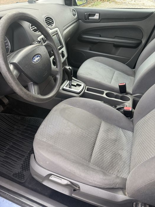 Ford Focus / 1.6 benzyna / Automat / klima