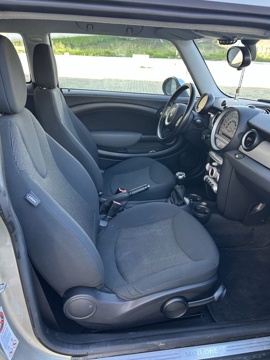 Mini Cooper One 1.4i 137 mil kms