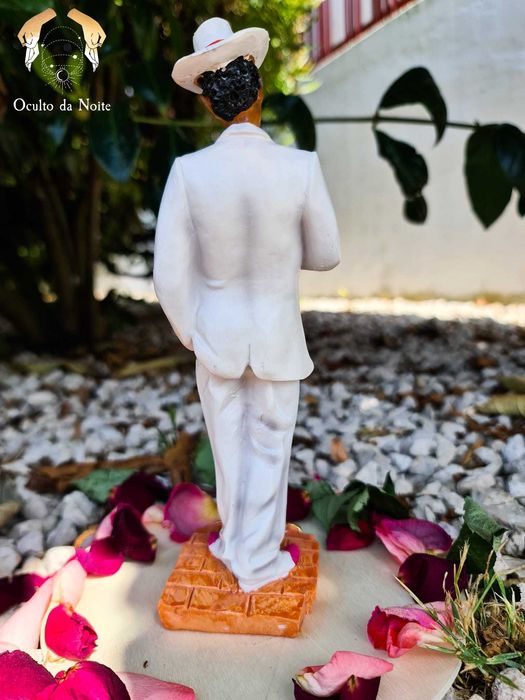 Estátua Orixá Zé Pelintra