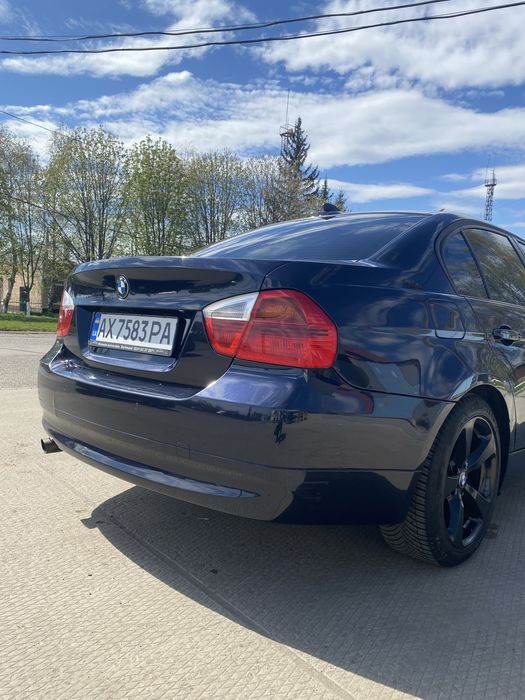 BMW e 90 2006 год.
