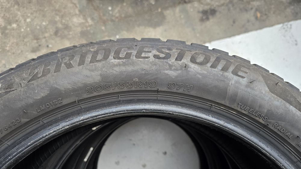 P21/23 4 x 205/55r19 Bridgestone Blizzak LM001 97H XL opony zimowe używane