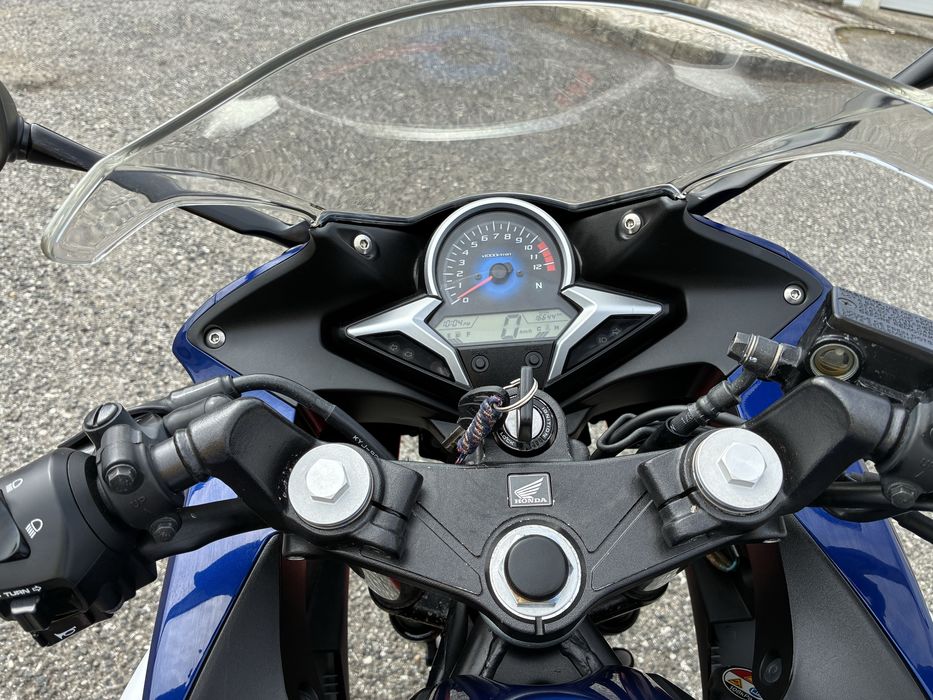 Honda CBR 250R - Poucos KM’s