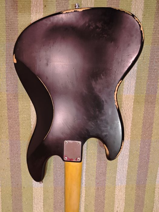 Baixo Vintage vj74 icon series Distressed
Em bom estado