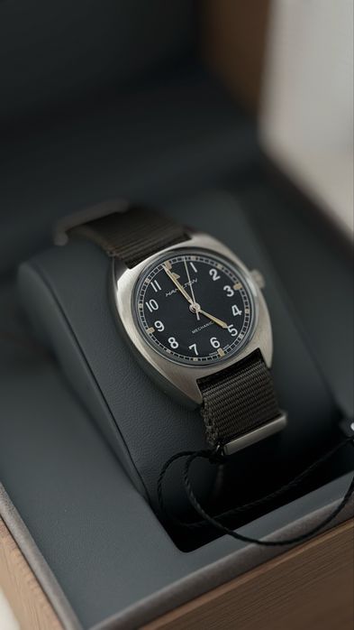 Hamilton Khaki Field Mechanical — легендарний швейцарський годинник