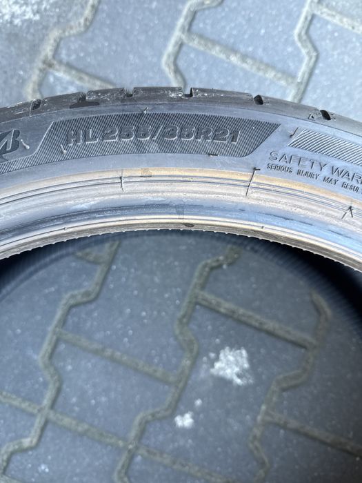 Opony letnie Bridgetsone Turanza 255 35 R21