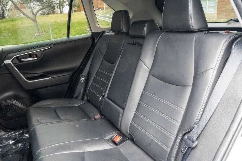 2019 Toyota RAV4 Hybrid Limited