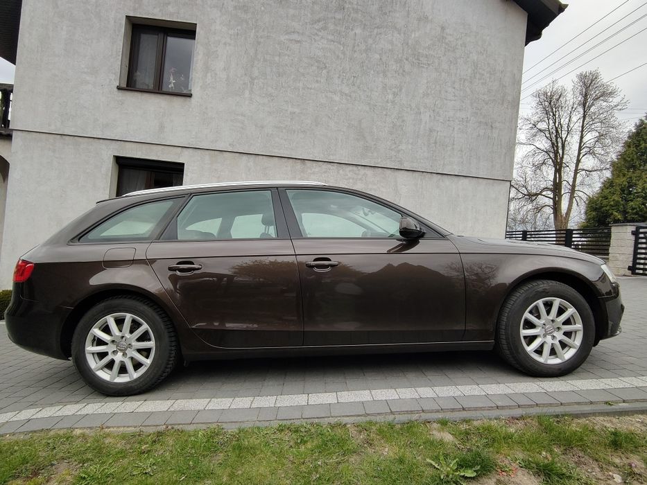 Audi A4 B8 lift 2.0tdi 150km kombi avant