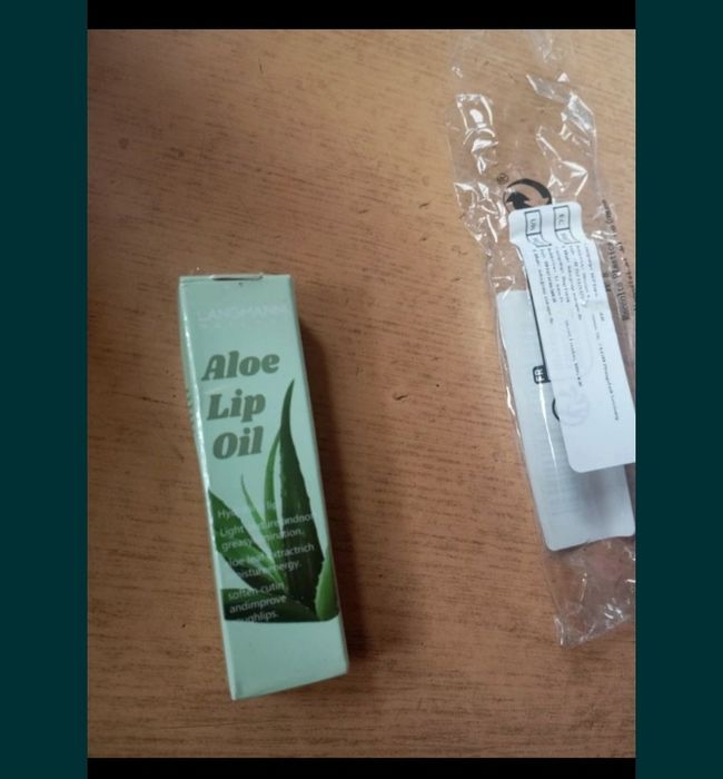 Błyszczyk do ust aloes