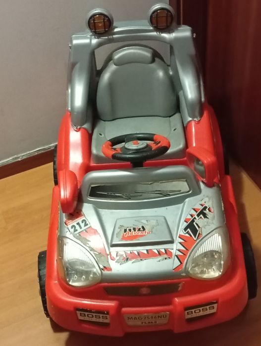Vendo carinho de brinquedo para criança