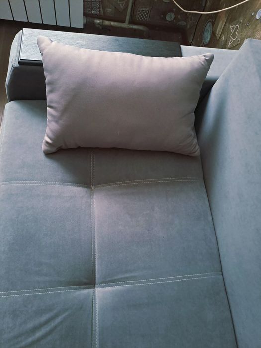 Подушки  дивані  50×35 см.