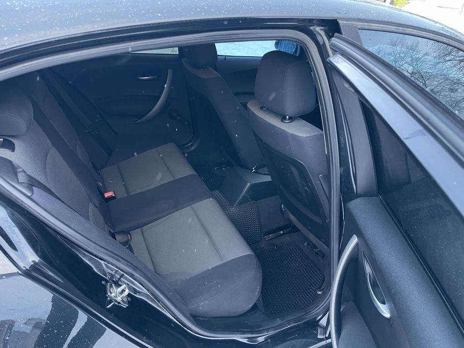 BMW 2.0 дизель 2005 рік