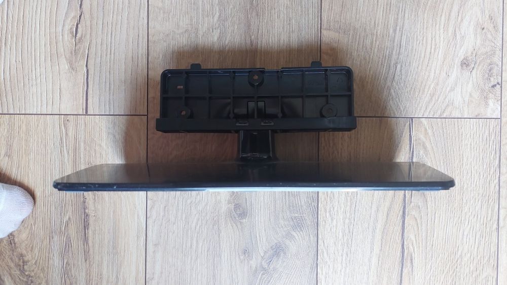 Podstawa baza nogą do telewizora 32'