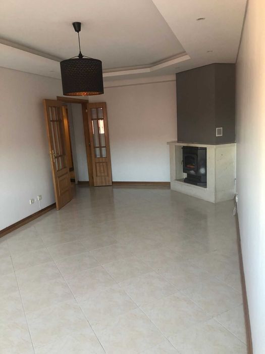 T2 Remodelado | Suíte | 85 m² | 9.º Andar | São Marcos | 1.100 €/mês