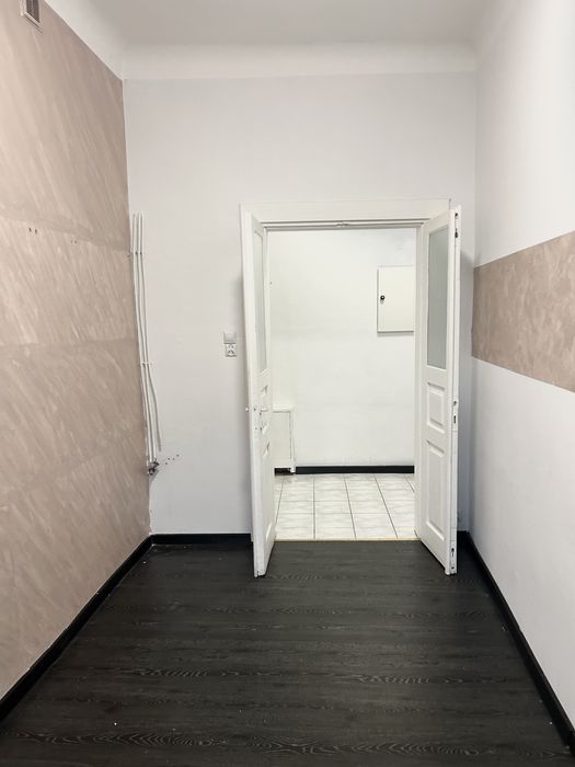 Lokal 40m2 w doskonalej lokalizacji