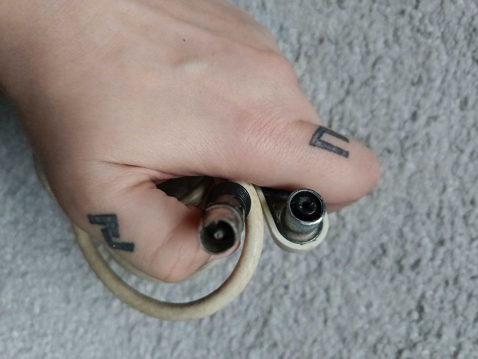 Kabel antenowy w stanie bardzo dobrym