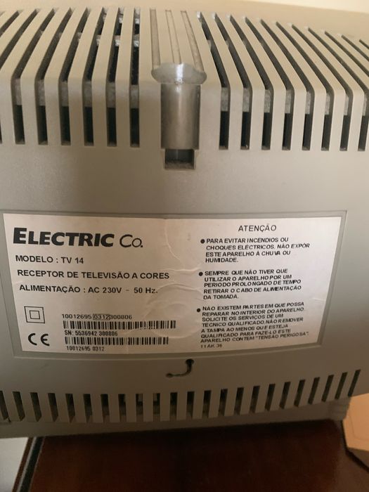TV Electric Co modelo TV 14 (14 polegadas) tubo CRT, televisão antiga a cores.