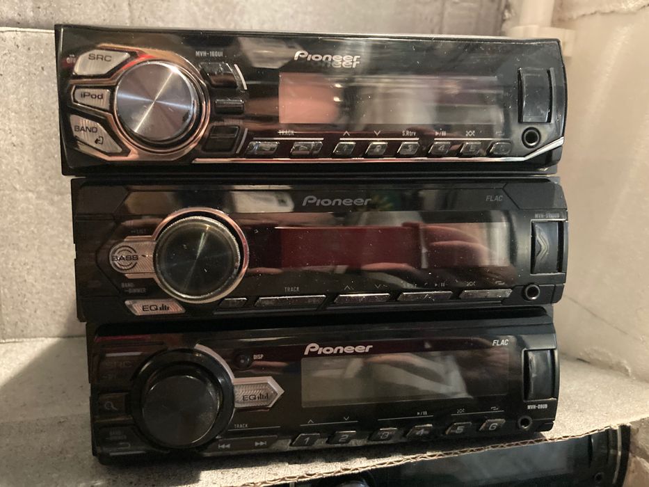 radio samochodowe z CD/usb Pioneer Kenwood JVC itp.