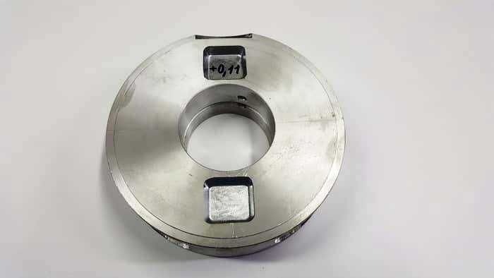 МОНОЛИТНАЯ, РЕМОНТНАЯ, ЛИТАЯ центральная опора коленвала ЯВА/JAWA 350