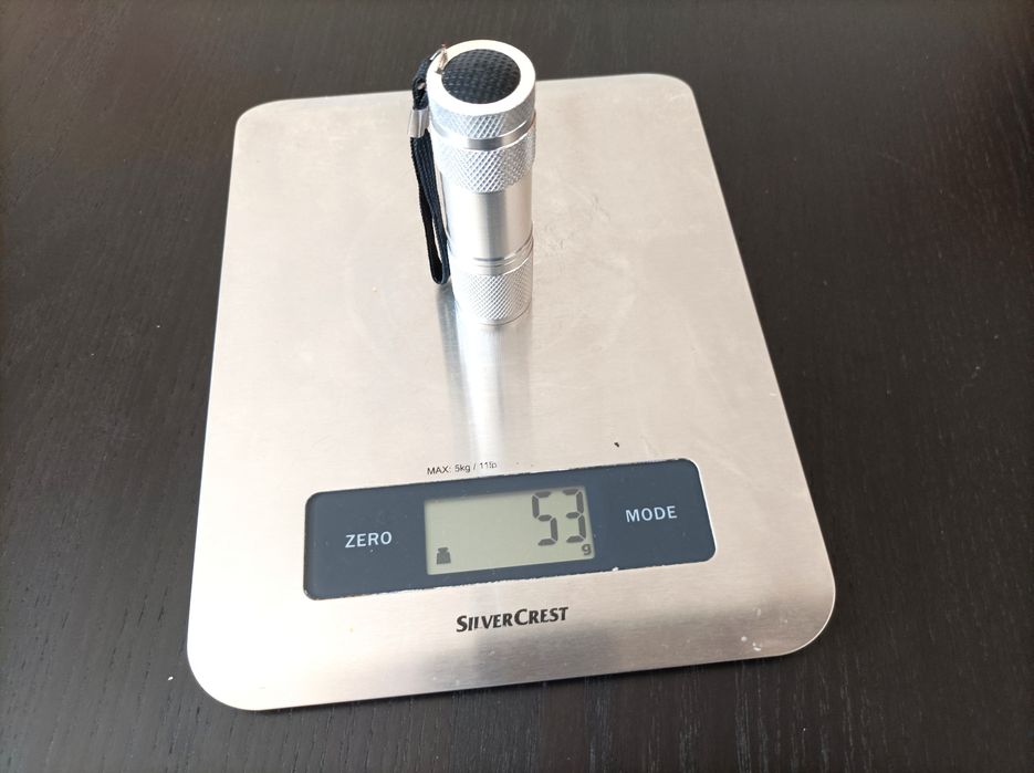 Lanterna LED de pequenas dimensões