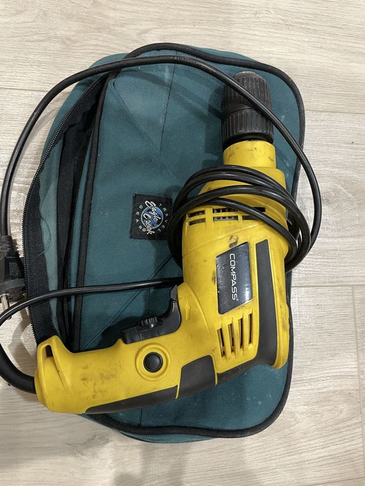 Дриль compass DL1157 - гарний стан