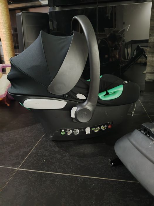 Fotelik / nosidełko z bazą ISOFIX Cybex Aton