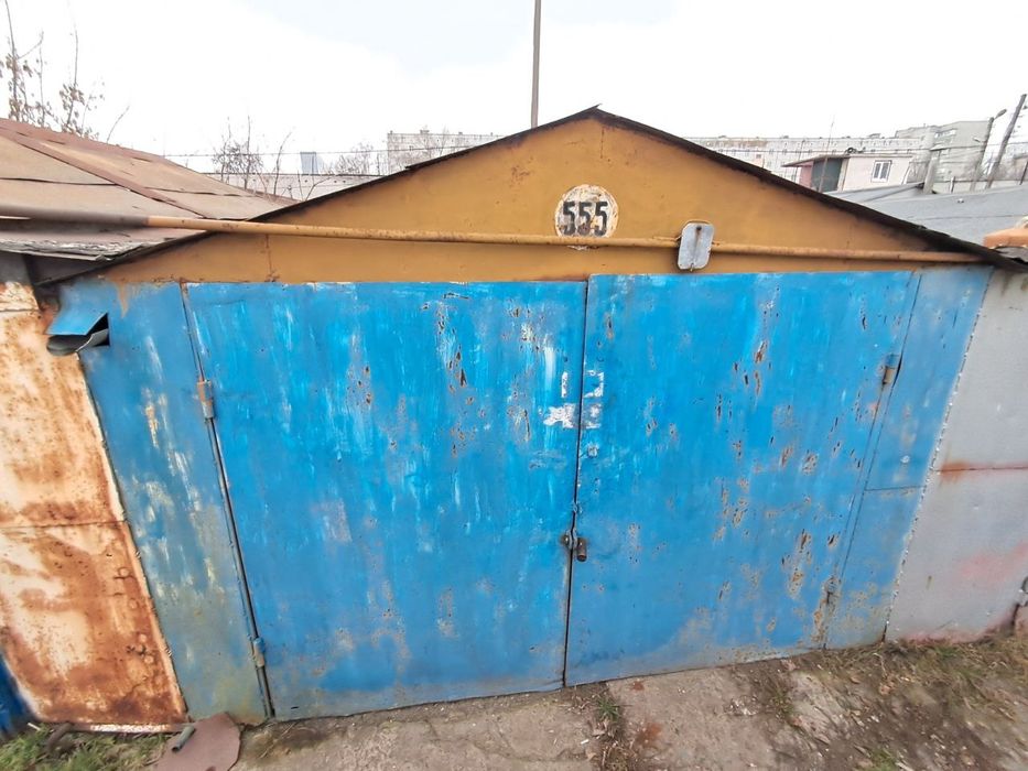 Оренда гаража, металевий