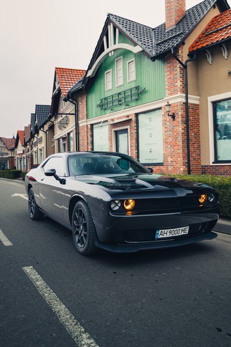 Продам Dodge Challenger