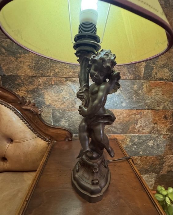 Angel-Decorated Lamp64409207065346121